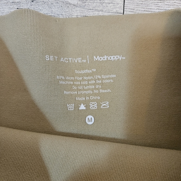 Set Active x MadHappy Colab Sculptflex Leggings Beige Size Medium Seamless - Picture 4 of 8